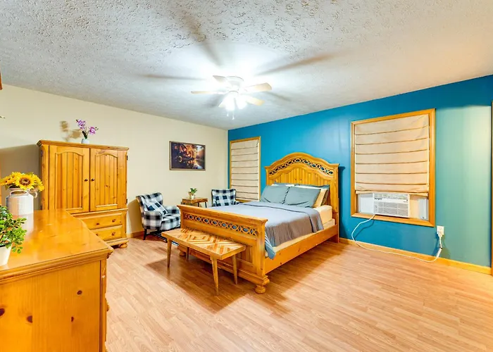 Resort Amenities & Game Room: Arrowhead Lake Home!